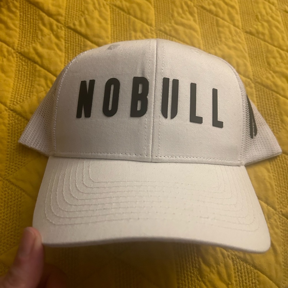 NOBULL White Trucker Hat NWT